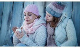 Hidratarea tenului - ce tip de îngrijire necesită tenul nostru în sezonul rece?